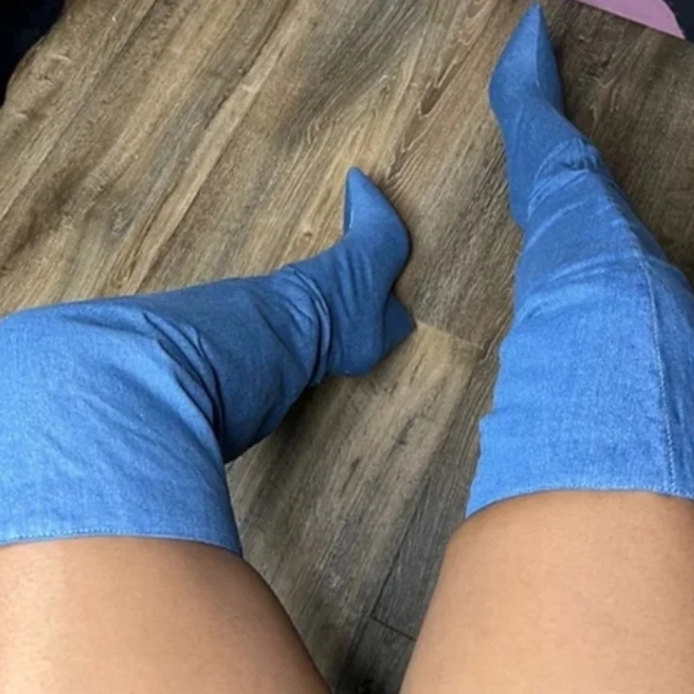 Over the knee boot - Picture 2 of 7